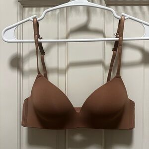 Adjustable Seamless Tan Bra